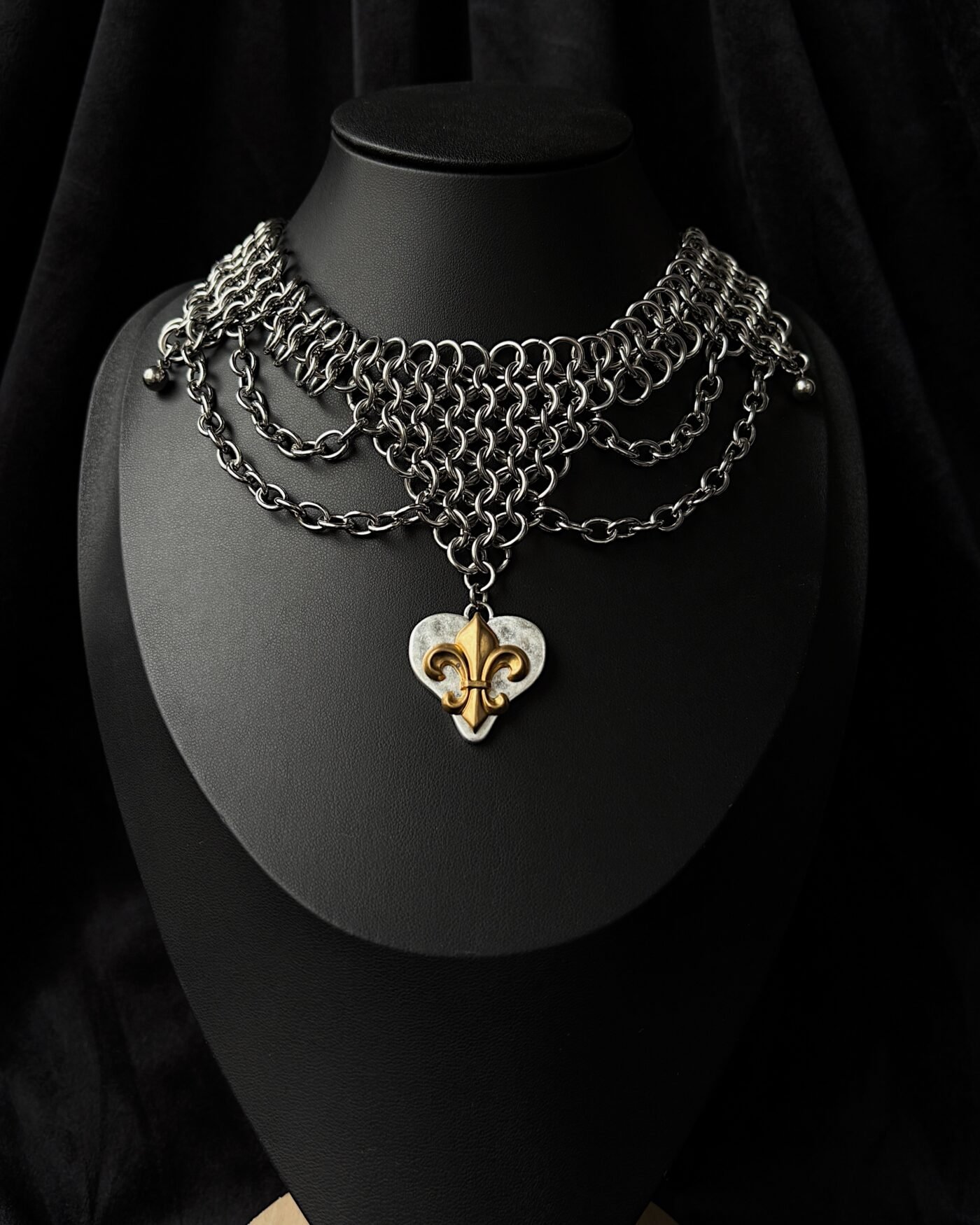 Fleur de lis