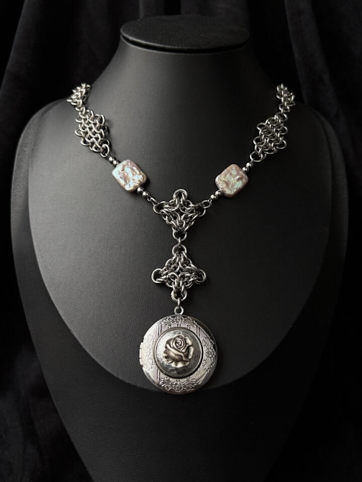Tudor Rose